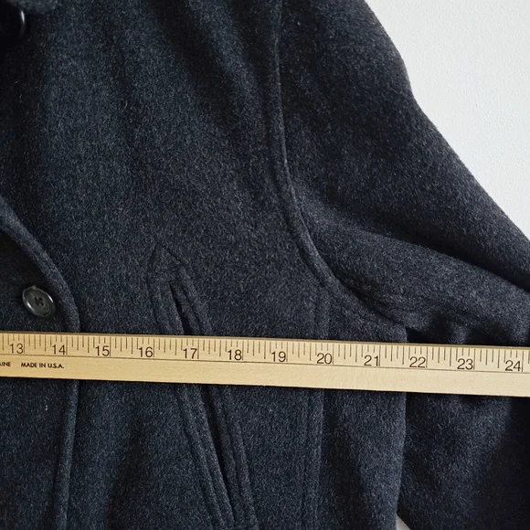 J.Crew Charcoal Wool Cashmere Peacoat Jacket Quilted Lining Womens Size M - Picture 15 of 15